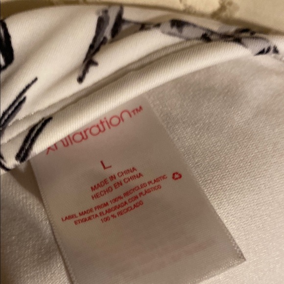 Black and White Tropical Print Bikini - Picture 6 of 6